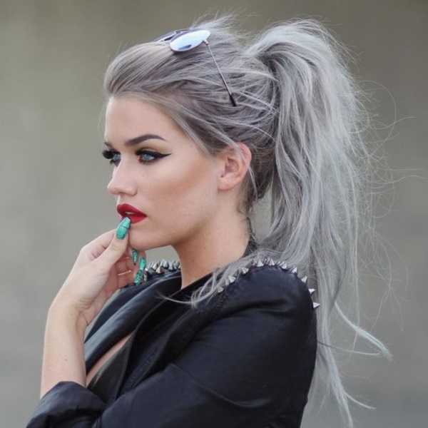 estilos de cabello gris inspirador para las mujeres que tratan de 20.160.311