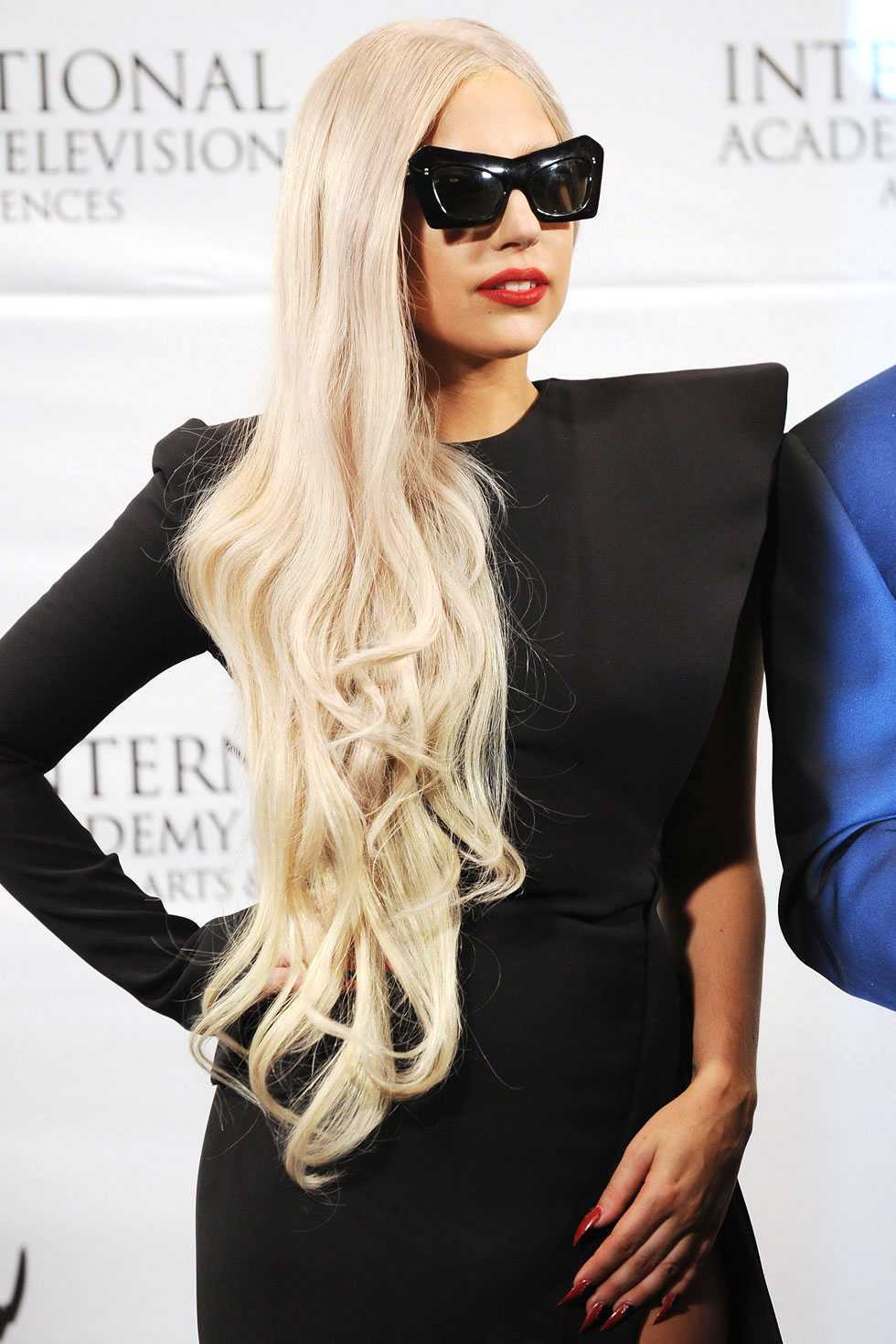  pelo largo lady Gaga 
