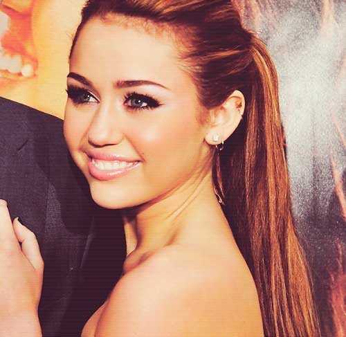 Miley Cyrus Rubia linda Estilos Straight Hair