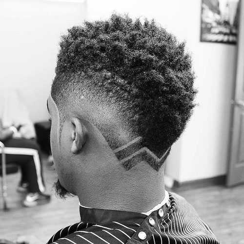 Cortes de pelo del verano para los hombres Negro - Taper fundido con Faux Hawk y Hair Design