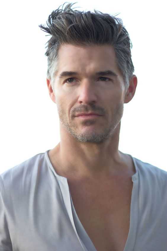  Eric Rutherford 