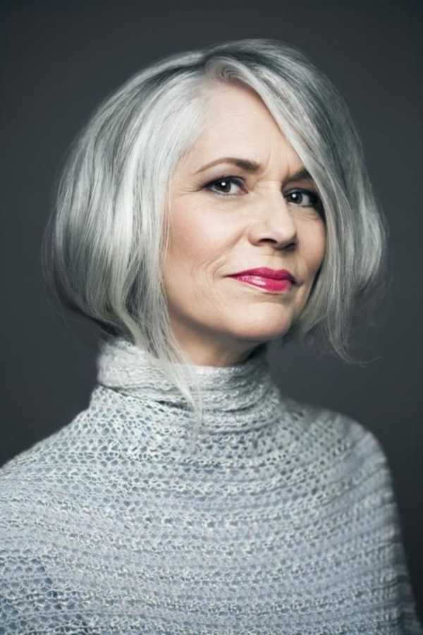estilos de cabello gris inspirador para las mujeres que tratan de 20.160.081